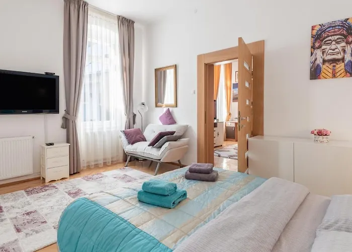 Brasov centrul vechi - 67sqm - 2min to Counsel Square
